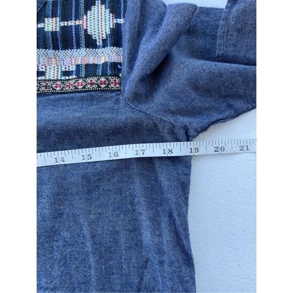 1454 Flying Tomato Embroidered Denim Tunic Blouse Size Medium - Picture 6 of 7